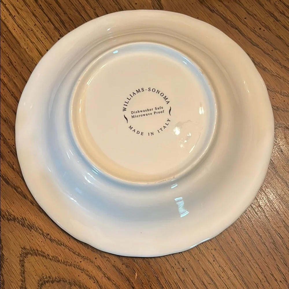 Elegant Cream‎ Dinnerware Set